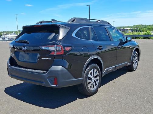 Crystal Black Silica 2020 Subaru Outback Premium