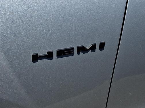 Nickel 2026 Dodge Durango GT Plus HEMI V8