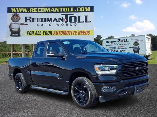 Diamond Black Crystal Pearlcoat 2021 RAM 1500 Big Horn