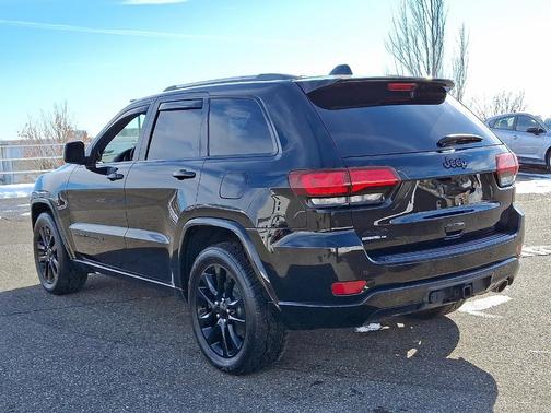 2018 Jeep Grand Cherokee Laredo