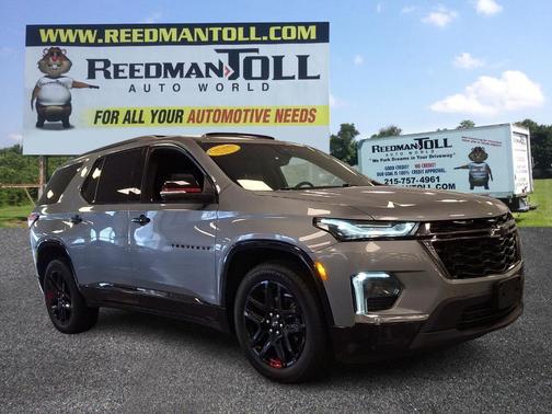 Sterling Gray Metallic 2023 Chevrolet Traverse Premier
