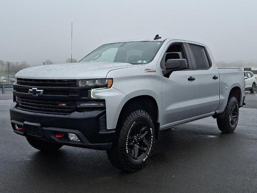 Silver Ice Metallic 2021 Chevrolet Silverado 1500 LT Trail Boss