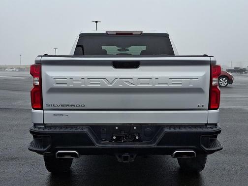 Silver Ice Metallic 2021 Chevrolet Silverado 1500 LT Trail Boss