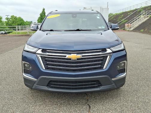 Northsky Blue Metallic 2022 Chevrolet Traverse LT Cloth