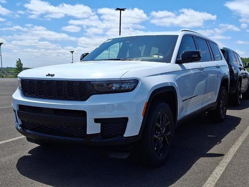 2025 Jeep Grand Cherokee L Laredo