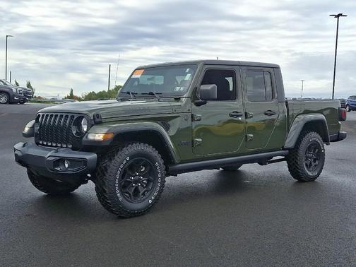 2022 Jeep Gladiator Sport