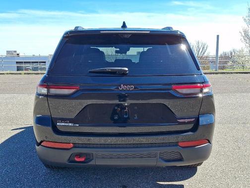 2022 Jeep Grand Cherokee Trailhawk