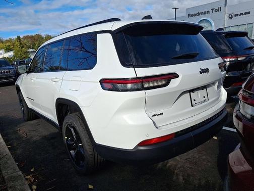 2025 Jeep Grand Cherokee L Laredo