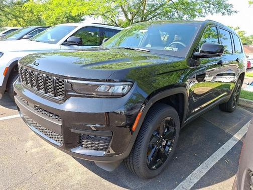 2025 Jeep Grand Cherokee L Laredo
