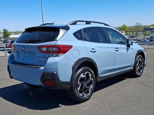 Cool-Gray Khaki 2023 Subaru Crosstrek Limited