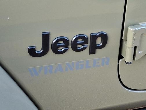 2025 Jeep Wrangler 4xe Sport