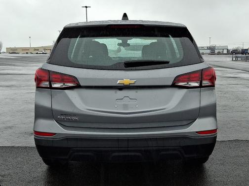 Sterling Gray Metallic 2023 Chevrolet Equinox LS