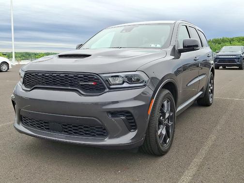 Vapor Gray 2026 Dodge Durango GT Plus HEMI V8