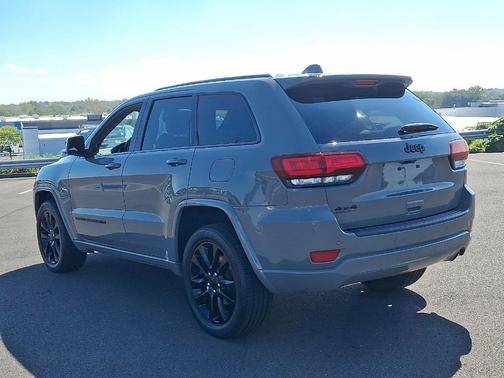 2022 Jeep Grand Cherokee WK Laredo