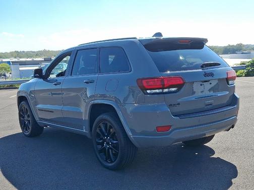 2022 Jeep Grand Cherokee WK Laredo