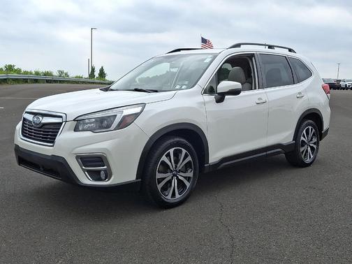 Crystal White Pearl 2021 Subaru Forester Limited