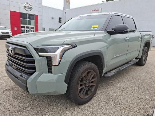 2025 Toyota Tundra SR5