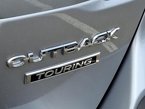 2025 Subaru Outback Touring