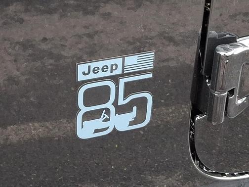 Black Clearcoat 2026 Jeep Wrangler 85th Anniversary