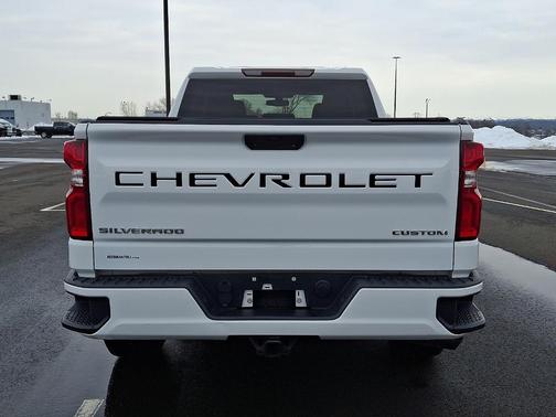 2020 Chevrolet Silverado 1500 Custom