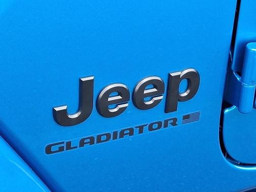 2026 Jeep Gladiator Sport