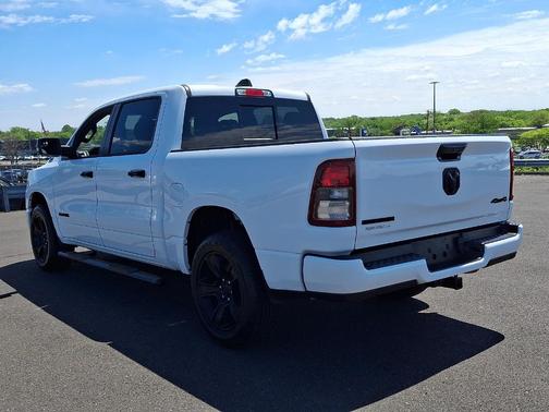 Bright White Clearcoat 2023 RAM 1500 Big Horn