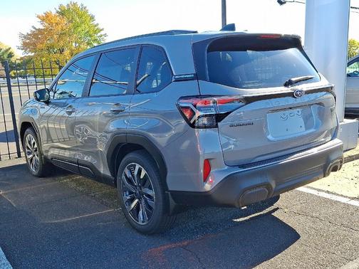 2025 Subaru Forester Hybrid Touring