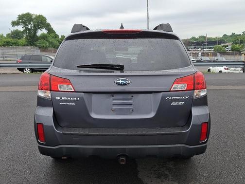Carbide Gray Metallic 2014 Subaru Outback 2.5i Premium