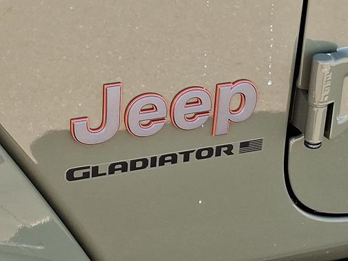 2025 Jeep Gladiator Mojave
