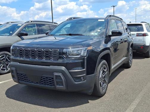 Diamond Black 2026 Jeep Cherokee LAREDO/LIMITED