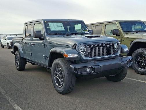 2026 Jeep Gladiator Sport