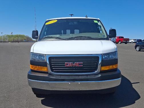 2022 GMC Savana 2500 Work Van