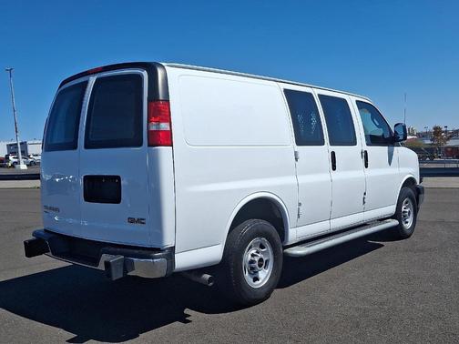 2022 GMC Savana 2500 Work Van