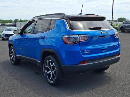 Hydro Blue Pearlcoat 2025 Jeep Compass Limited