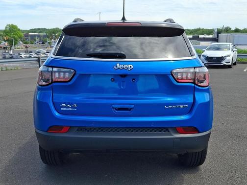 Hydro Blue Pearlcoat 2025 Jeep Compass Limited