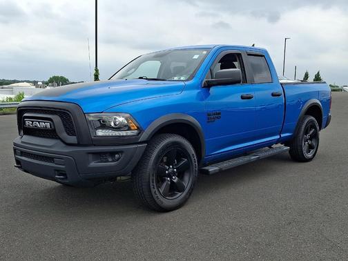 Hydro Blue Pearlcoat 2020 RAM 1500 Classic SLT