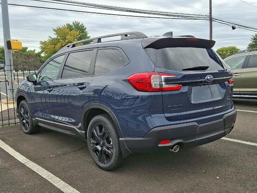 2025 Subaru Ascent Onyx Edition Touring 7-Passenger