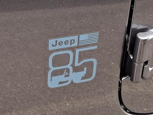 Granite Crystal Clearcoat Metallic 2026 Jeep Wrangler 85th Anniversary