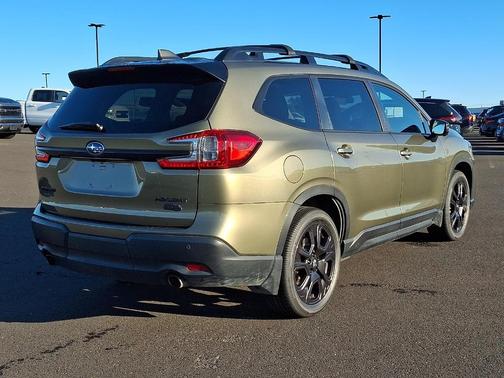 Autumn Green Metallic 2023 Subaru Ascent Onyx Edition Limited