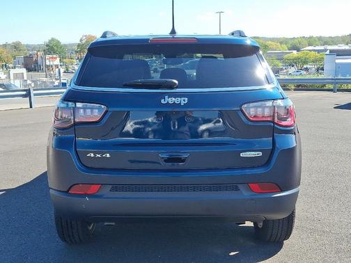 2024 Jeep Compass Latitude Lux