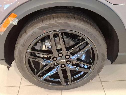 2026 Chevrolet Equinox EV LT 2