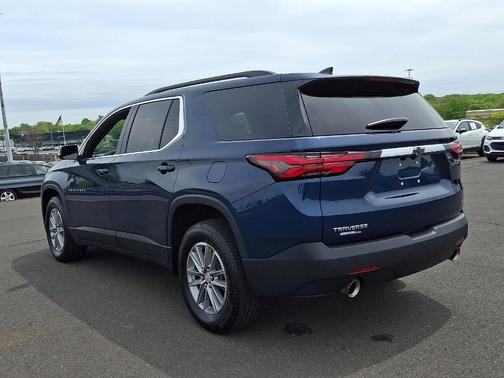 Northsky Blue Metallic 2023 Chevrolet Traverse LT Cloth