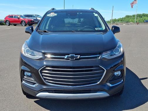 Mosaic Black Metallic 2018 Chevrolet Trax Premier
