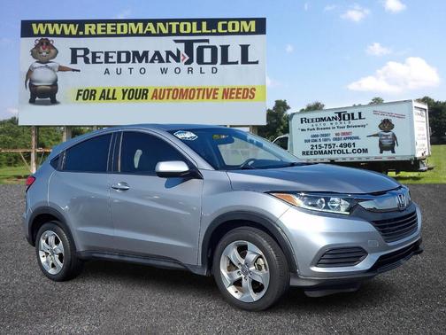 Lunar Silver Metallic 2019 Honda HR-V LX