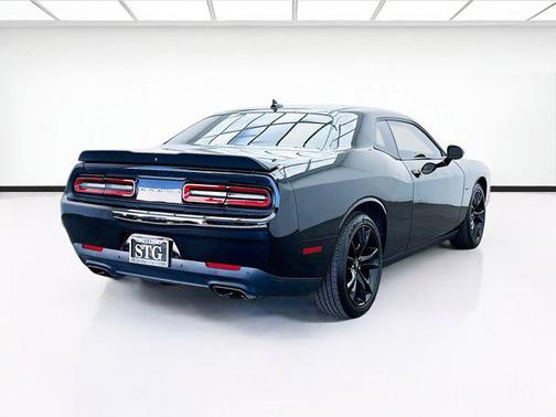 2017 Dodge Challenger R/T