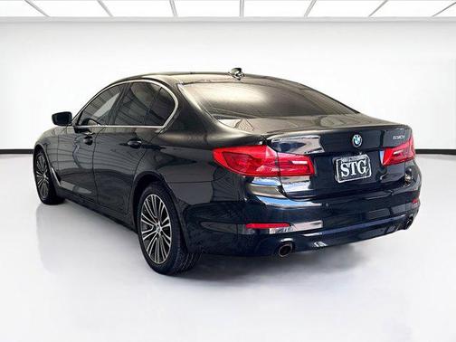 2019 BMW 530 i