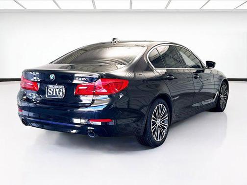 2019 BMW 530 i