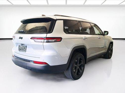 Silver Zynith 2024 Jeep Grand Cherokee L Altitude