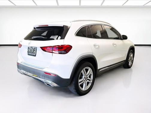 White 2022 Mercedes-Benz GLA 250 Base
