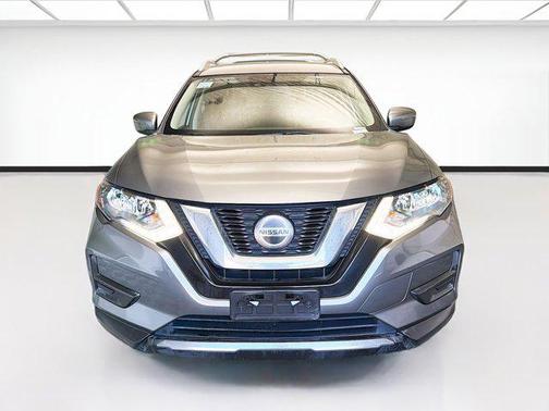 Gun Metallic 2019 Nissan Rogue SV